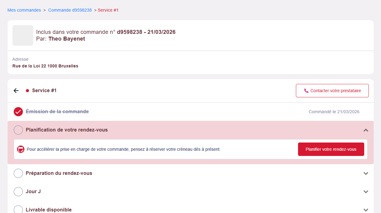 Customer area revamp (after): service view